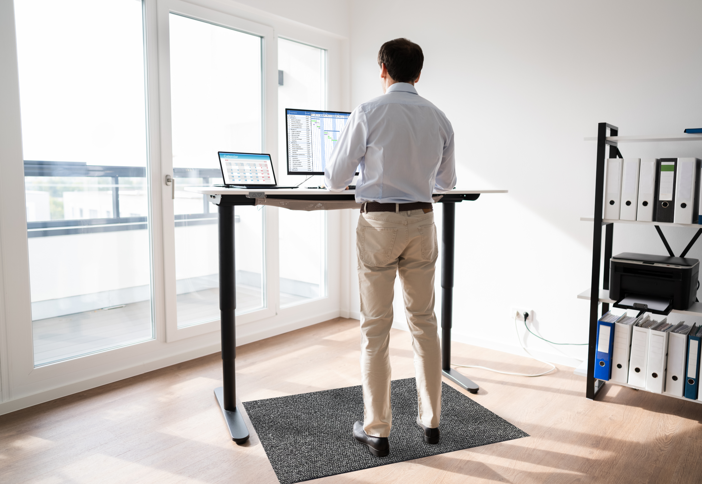 Поднимающийся стол. Standing office. Standing office. Стол для стоячей работы. Stand in good stead.